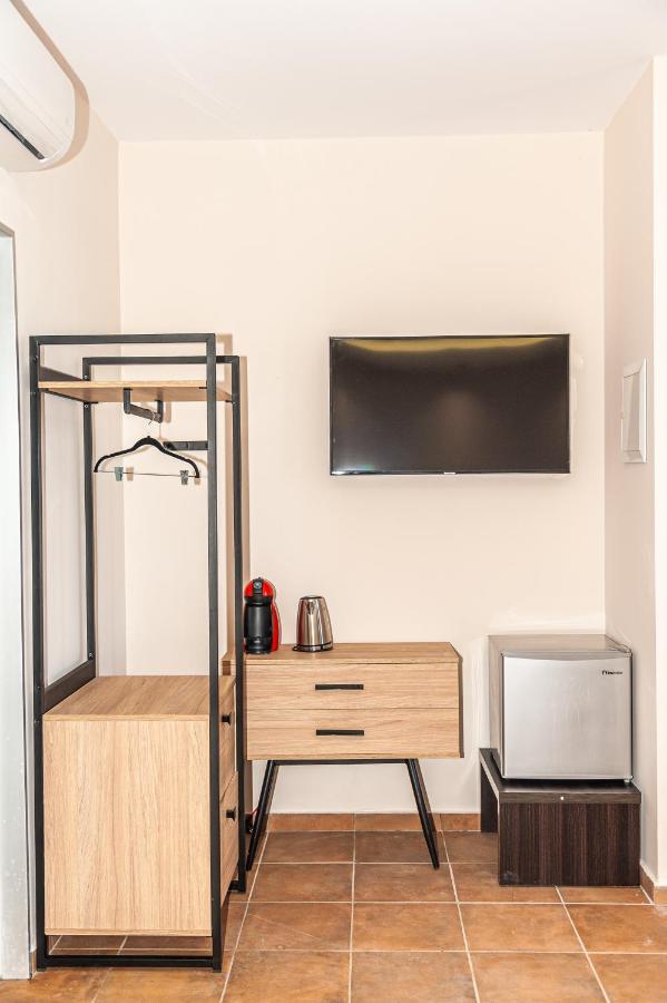Endless Blue Suites Chania  Bagian luar foto