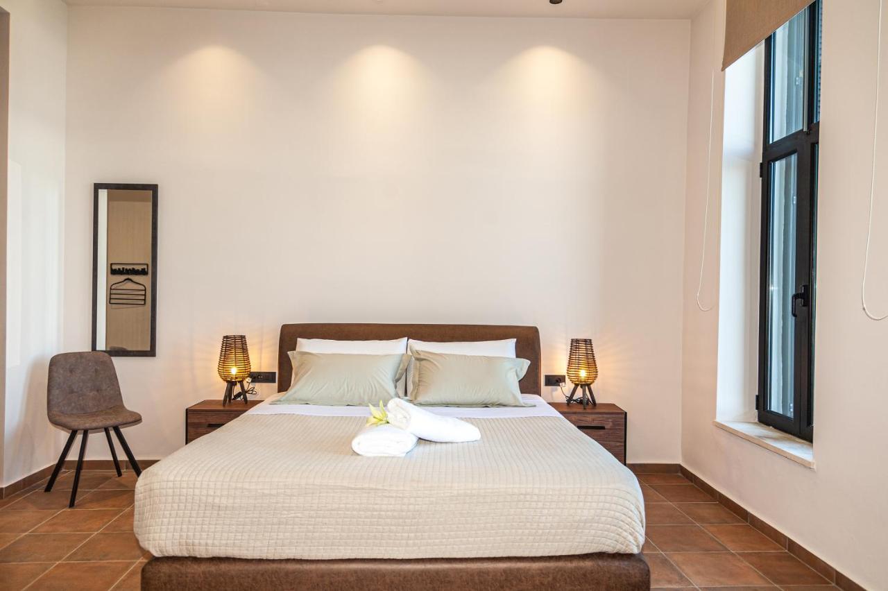 Endless Blue Suites Chania  Bagian luar foto