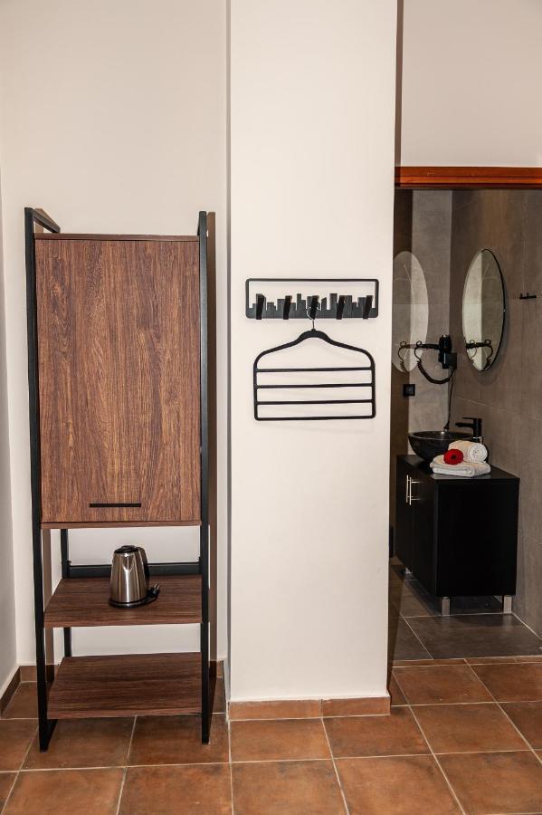 Endless Blue Suites Chania  Bagian luar foto